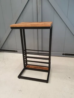 Benoa Bijzettafel industrieel sofa zwart met open vak