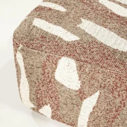 By Boo Hocker Rytm groot - rood