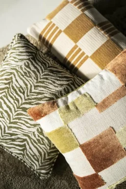 By Boo Kussen Tigra 45x45 cm - groen