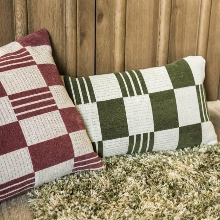 By Boo Kussen Twist 45x45 cm - burgundy