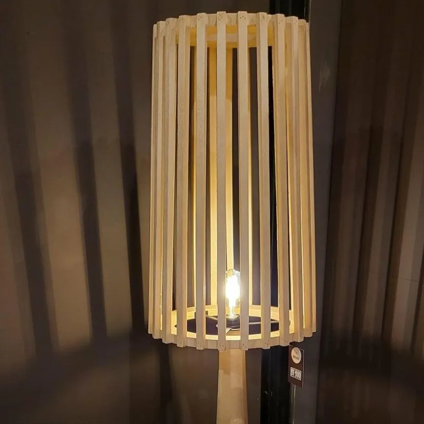 By Boo Vloerlamp Guard – naturel