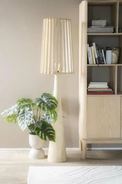 By Boo Vloerlamp Guard – naturel