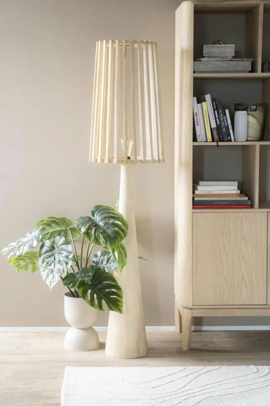 By Boo Vloerlamp Guard – naturel