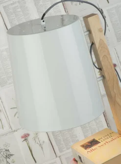 it's about RoMi Vloerlamp ijzer/hout Cambridge voor boeken naturel/ wit