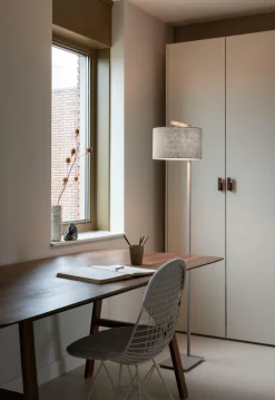 it's about RoMi Vloerlamp Boston zand/kap 3220 linnen donker