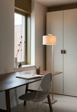 it's about RoMi Vloerlamp Boston zand/kap 3220 linnen licht