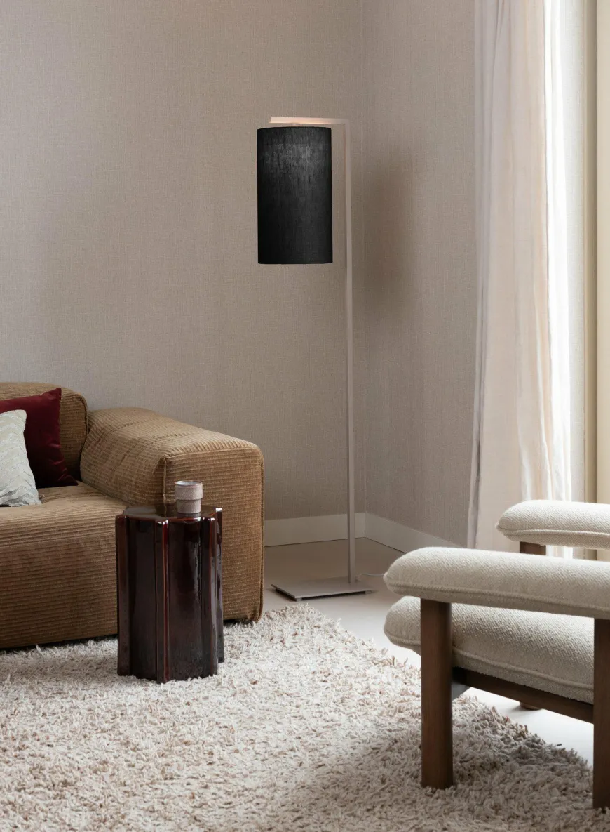 it's about RoMi Vloerlamp Boston zand/kap 2545 zwart
