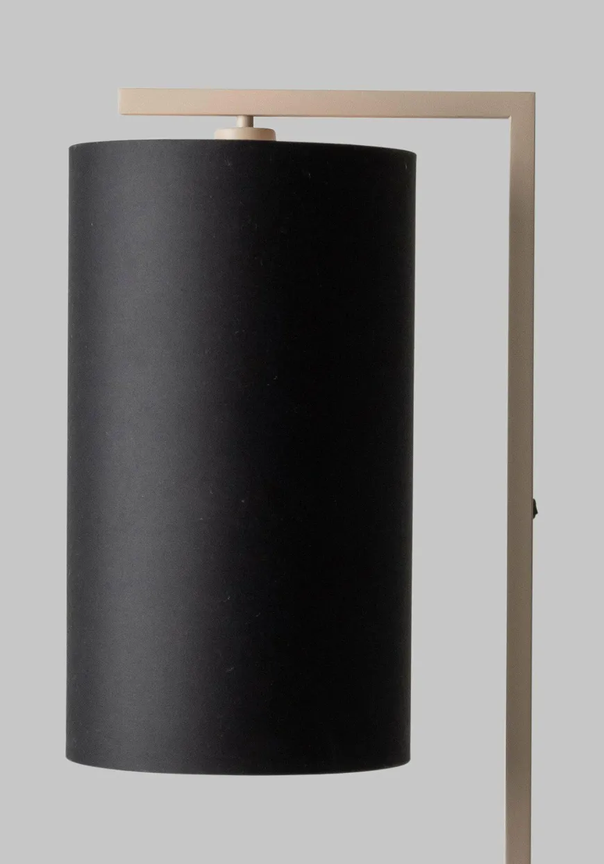 it's about RoMi Vloerlamp Boston zand/kap 2545 zwart