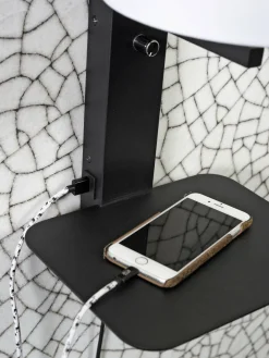 it's about RoMi Wandlamp ijzer Florence E14 met plank+usb incl. dimmer wit