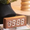 Karlsson Alarmklok Solid hout Engraved donker hout