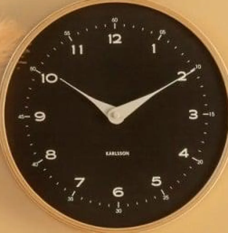Karlsson Wandklok Osado Dome zwart