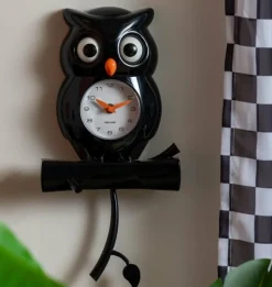 Karlsson Wandklok Owl Pendulum zwart