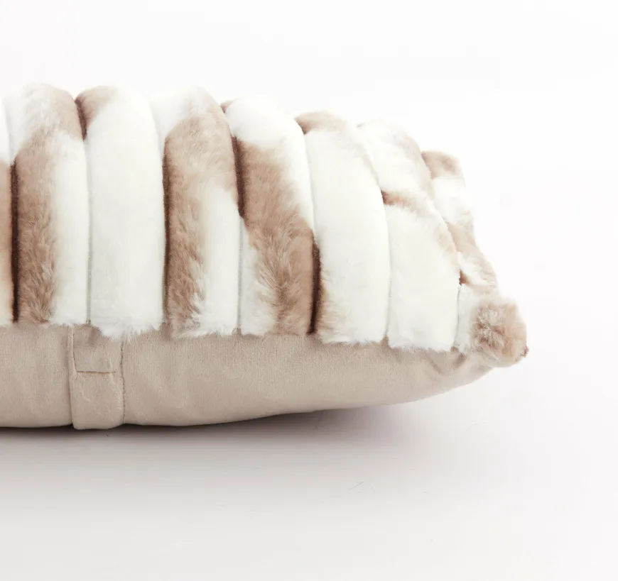 Light en Living Kussen 60x30 cm MABLY velvet crème-bruin