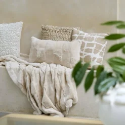 Light en Living Kussen 60x30 cm COMBARRO crème