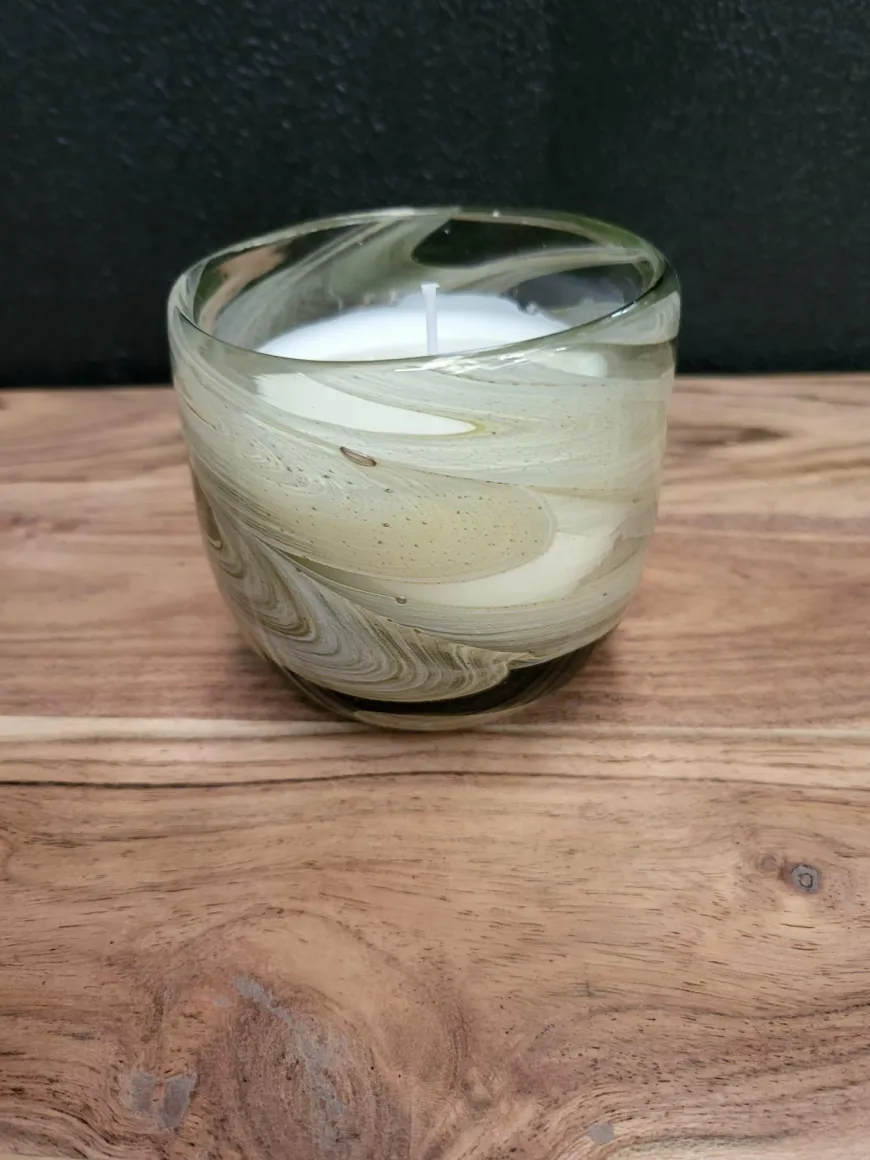 Light en Living Pot met kaars 9x9x9 cm SWIRL glas amber grijs