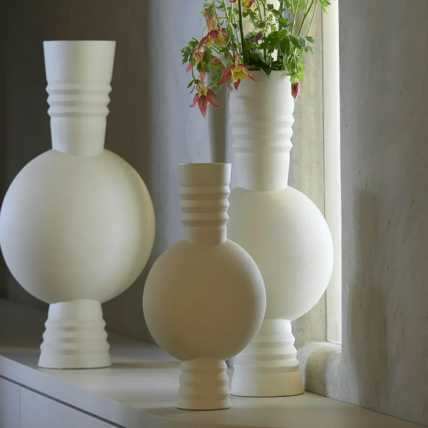 Light en Living Vaas deco Ø18X54,5 cm KAVANSI mat creme