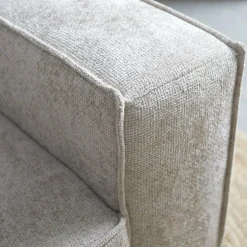 Pepp Interiors Bank River met chaise longue rechts in Majestic 603