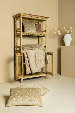 PTMD Kussen Lizze Beige velvet embroidery patroon 45 x 45