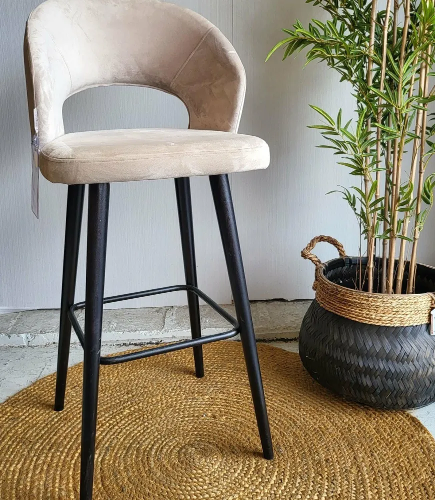 Richmond Interiors Barstoel Savoy khaki velvet - Showroommodel
