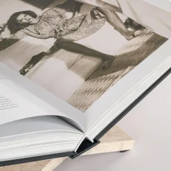 Richmond Interiors Boekenstandaards Belice beige