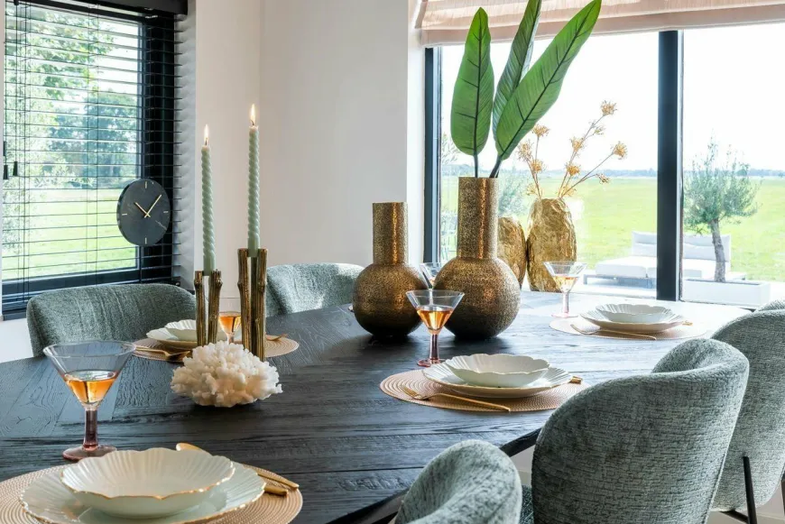 Richmond Interiors Eettafel Hayley 230 (Dark coffee)