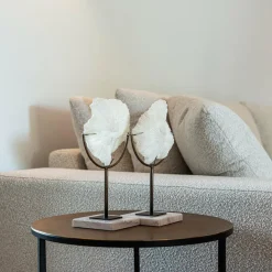 Richmond Interiors Faux koraal Jada op standaard wit