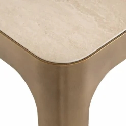 Richmond Interiors Pilaar Claridge gold