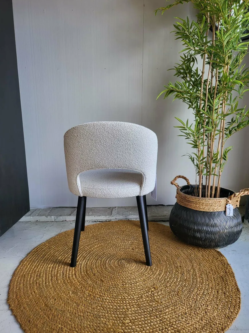Richmond Interiors Stoel Savoy white bouclé - Showroommodel
