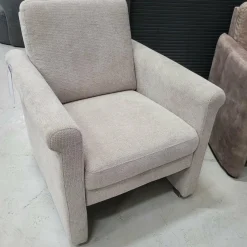 WoonMax Fauteuil Portland rug laag stof Art beige showroommodel