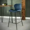WoonStijl Barstoel velvet ronde buis blauw velvet