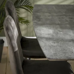 WoonStijl Eetkamertafel 160 ovaal blad zwart gepoedercoat frame / 3D betonlook grijs