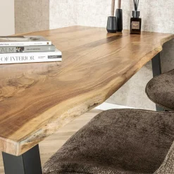 WoonStijl Eetkamertafel 180 edge