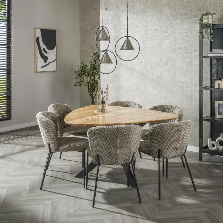 WoonStijl Eetkamertafel driehoek acacia