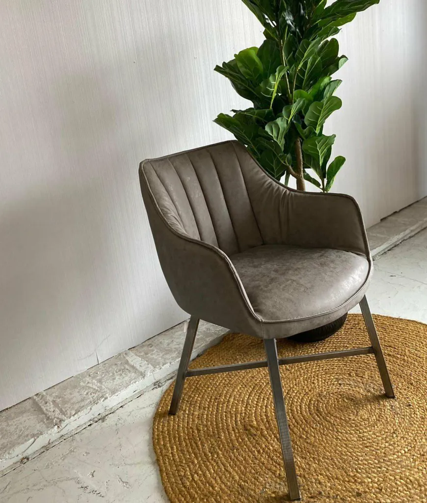 WoonStijl Eettafelfauteuil Striped PU Taupe