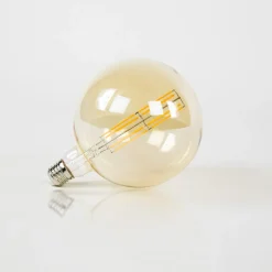 WoonStijl Lichtbron LED [G150] filament bol Ø15 / Amberkleurig glas (8469)