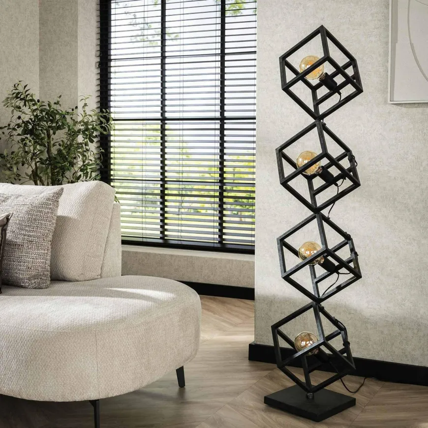 WoonStijl Vloerlamp 4L kubus