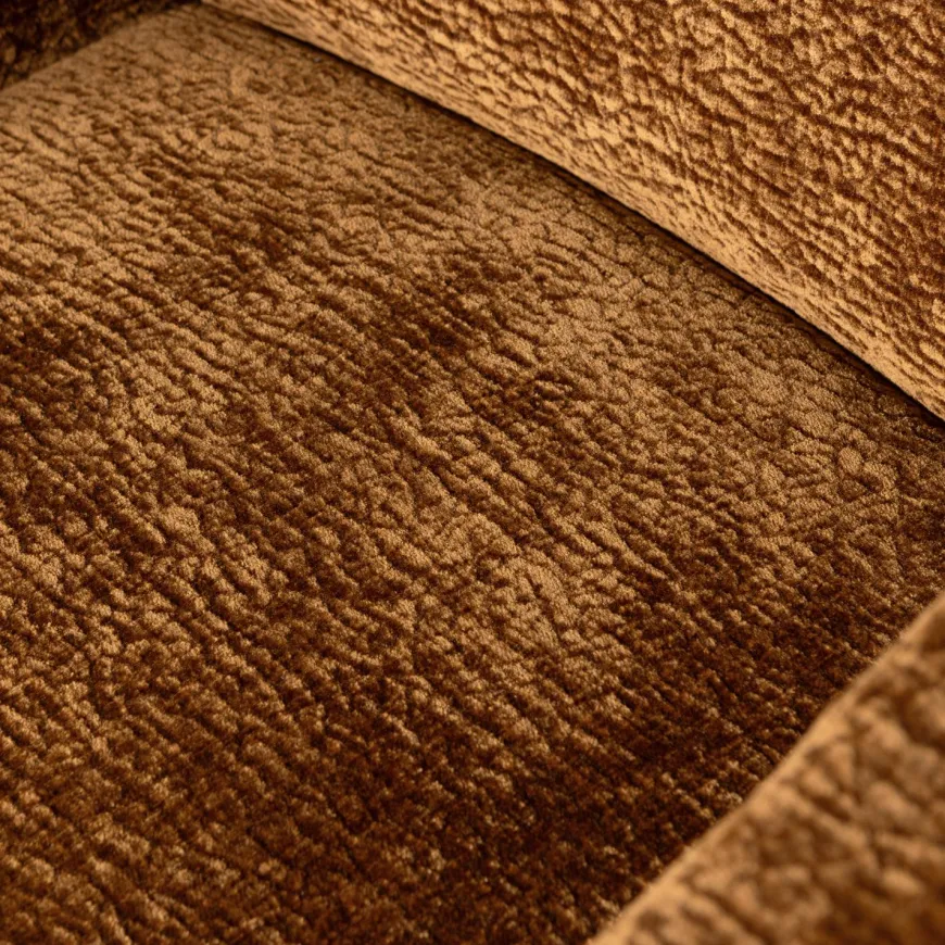 Woood MOUNT eetkamerstoel met armleuning 3D chenille midden bruin